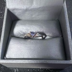 Tanzanite and diamond white gold ring